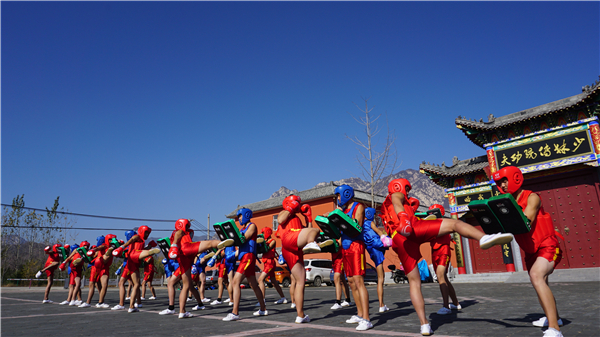 什么是導致孩子網癮的主要因素