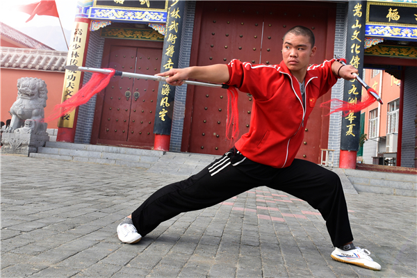 老師對于青少年早戀的現象到底應該怎么做